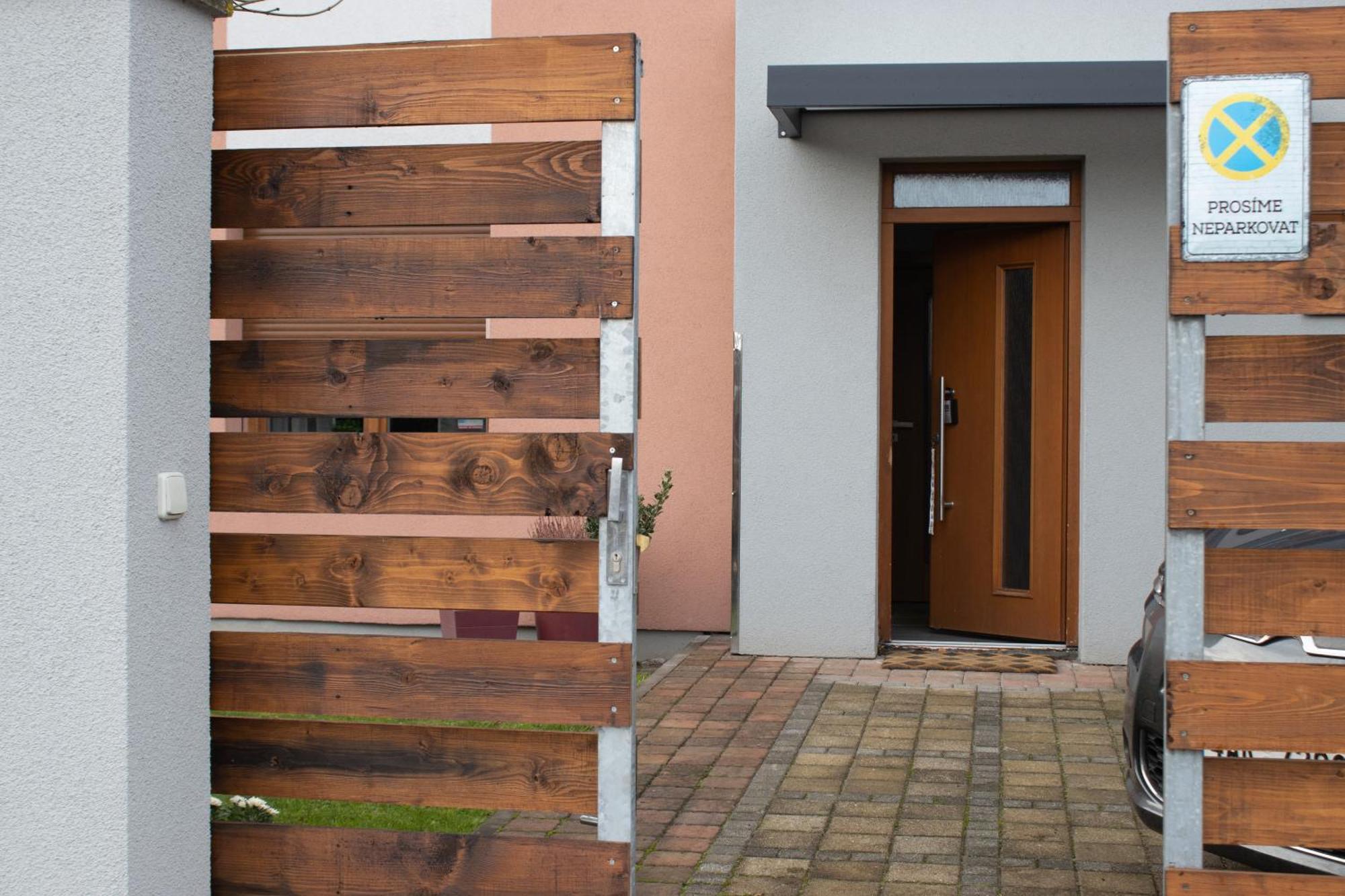 Apartman U Lesa Nové Jirny Exterior photo